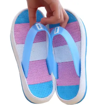 trendy beach shoes